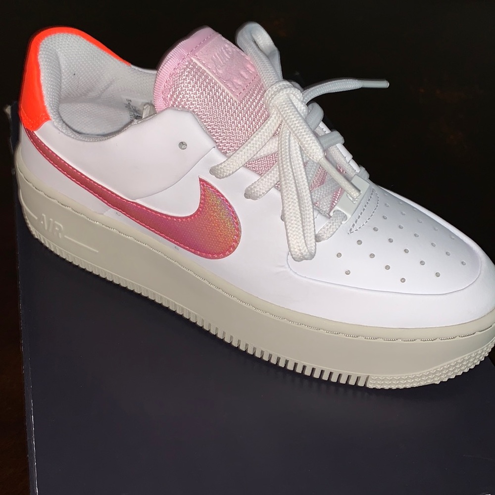 Nike AF1 Sage Digital Pink